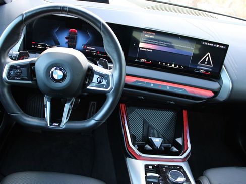 Used 2025 BMW X3 xDrive30i w/ Premium Package image 11