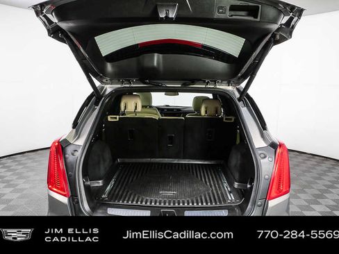 Used 2019 Cadillac XT5 Luxury image 32