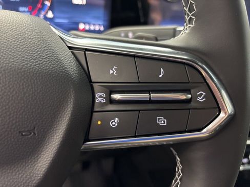 New 2026 Chevrolet Traverse LT w/ Midnight/Sport Edition FWD image 44
