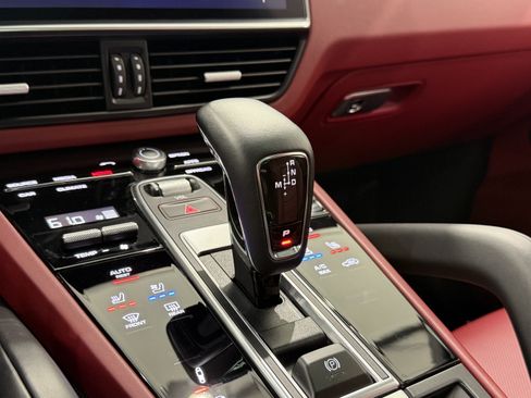 Certified 2023 Porsche Cayenne GTS AWD/4WD image 41