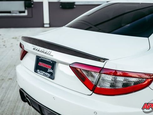 Used 2017 Maserati GranTurismo MC image 37