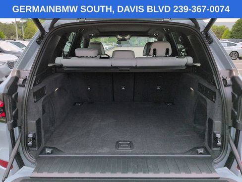 Used 2025 BMW X5 xDrive40i w/ M Sport Package AWD/4WD image 15
