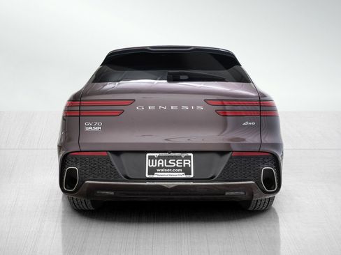 Used 2022 Genesis GV70 2.5T w/ Advanced Package image 4