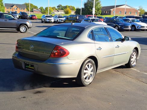 Used 2008 Buick LaCrosse CXL image 4