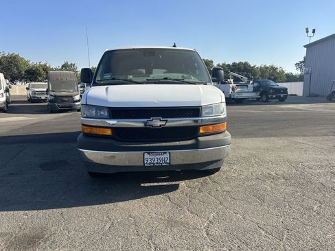 Used 2019 Chevrolet Express 3500 LT w/ LT Preferred Equipment Group image 2