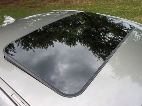 Used 2018 BMW 330i Sedan image 9