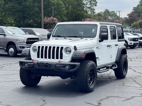 Used 2024 Jeep Wrangler Unlimited Sport AWD/4WD image 2