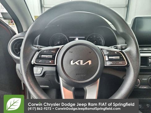 Used 2024 Kia Forte LXS image 22