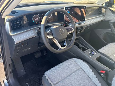 New 2026 Volkswagen Tiguan S FWD image 10