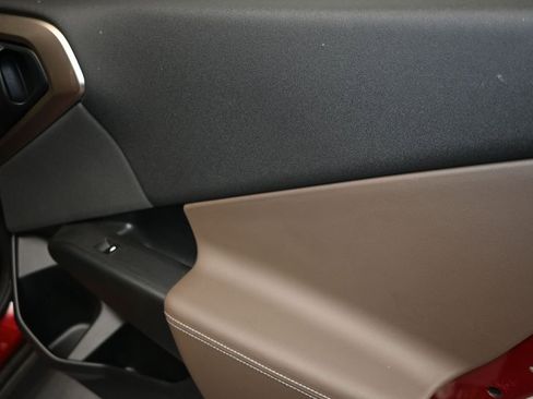 Used 2024 Nissan Kicks S FWD image 12