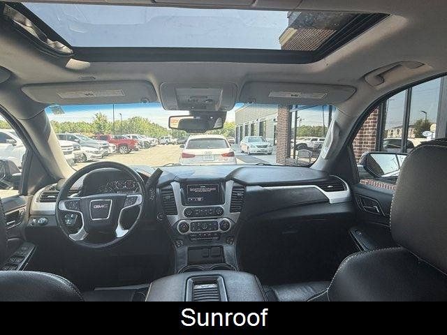 Used 2017 GMC Yukon XL SLT w/ Premium Edition RWD image 4