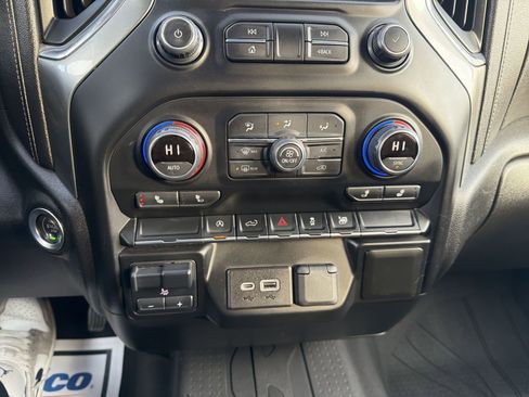 Used 2020 Chevrolet Silverado 1500 RST w/ Rally Edition image 16