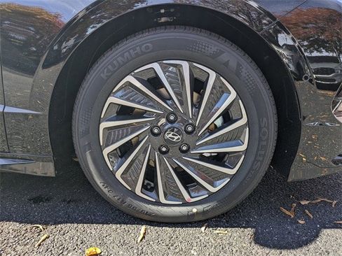 New 2026 Hyundai Sonata Limited image 11