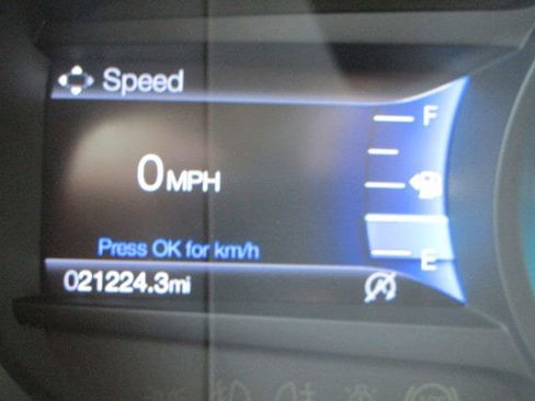 Used 2024 Ford Edge SEL image 18