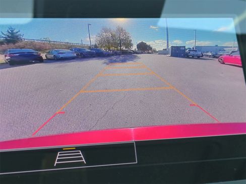 Used 2024 Chevrolet Malibu LT image 30