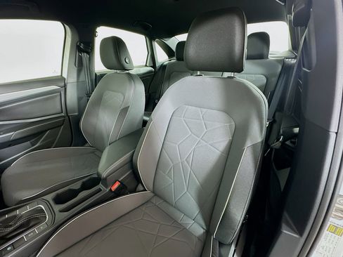 New 2025 Volkswagen Jetta Sport image 19