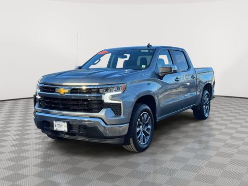 Used 2025 Chevrolet Silverado 1500 LT AWD/4WD image 3