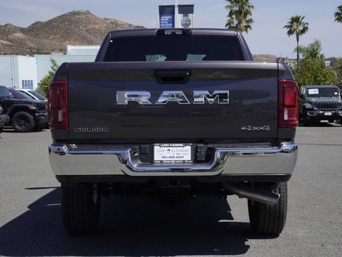 New 2026 RAM 2500 Big Horn AWD/4WD image 5