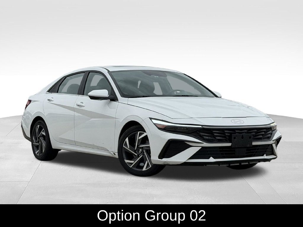 Used 2024 Hyundai Elantra SEL w/ Convenience Package FWD image 2