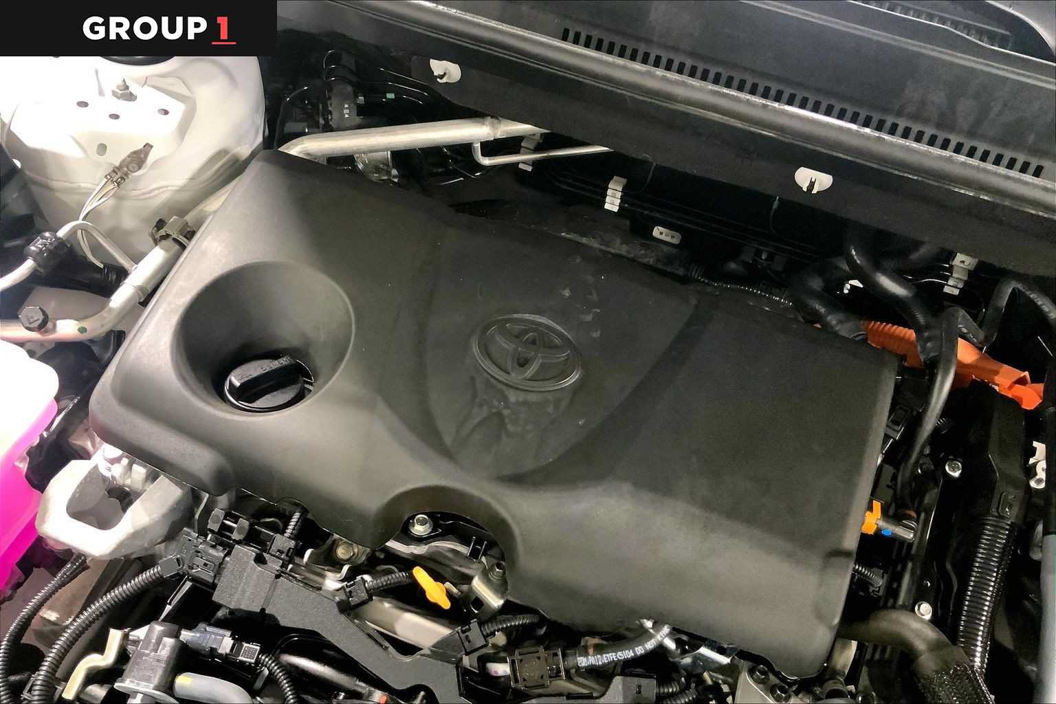 Certified 2025 Toyota RAV4 LE AWD/4WD image 33