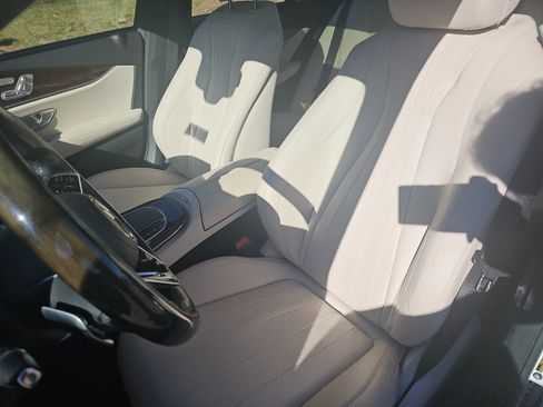 Certified 2022 Mercedes-Benz E 450 4MATIC Sedan image 16