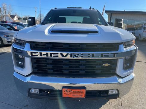 Used 2022 Chevrolet Silverado 2500 LT w/ Convenience Package image 22