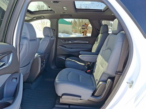 Certified 2023 Buick Enclave Essence w/ Experience Buick Package image 11