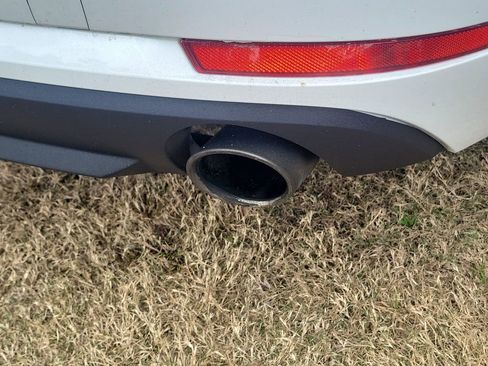 Used 2017 Audi A4 2.0T Premium image 20