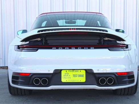 Used 2021 Porsche 911 Targa 4S w/ Sport Chrono Package image 10