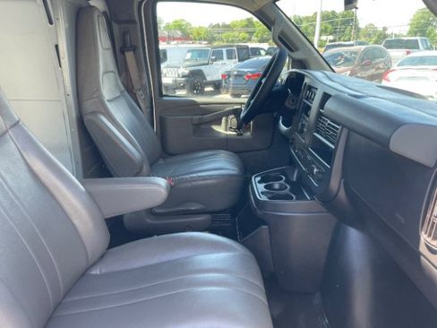 Used 2021 Chevrolet Express 2500 Extended w/ Communications Package RWD image 14