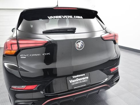 Used 2023 Buick Encore GX Select w/ Sport Touring Package image 6