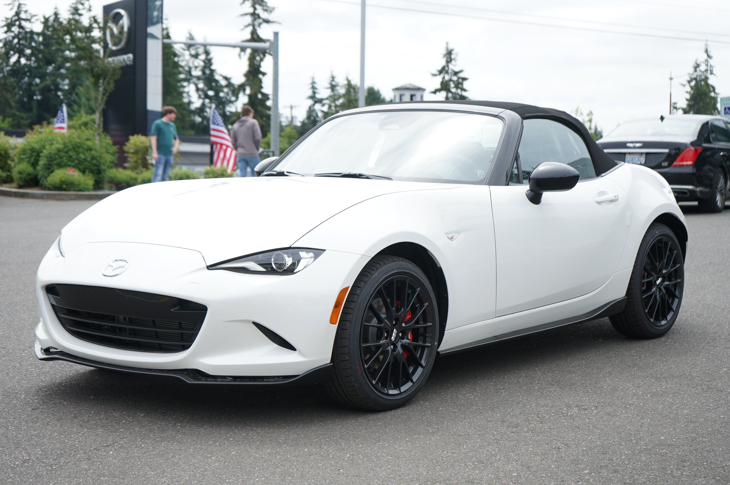 New 2026 MAZDA MX-5 Miata Club w/ Interior Package RWD image 8