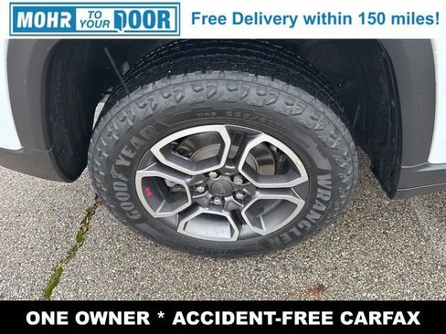 Used 2022 Jeep Grand Cherokee Trailhawk w/ Luxury Tech Group III image 9