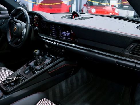 Used 2023 Porsche 911 GT3 RWD image 36