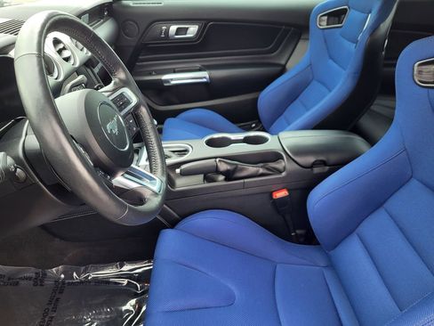 Used 2021 Ford Mustang GT Premium w/ Equipment Group 401A RWD image 4