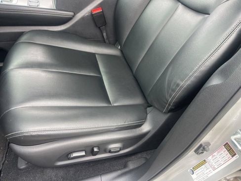 Used 2022 Nissan Murano SV FWD image 8