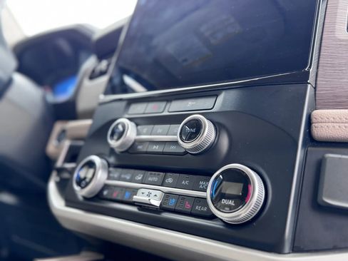 Used 2024 Ford Expedition Max Limited image 38