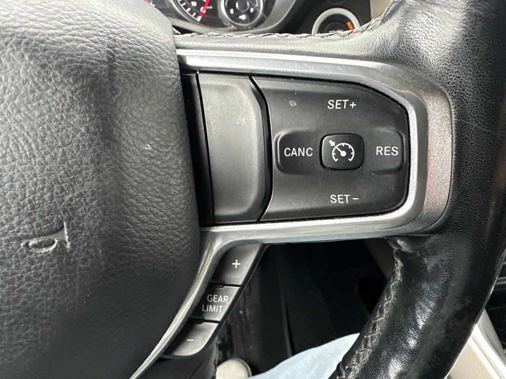 Used 2019 RAM 1500 Laramie AWD/4WD image 39
