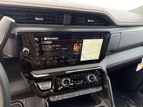 New 2026 GMC Sierra 2500 AT4 w/ AT4 Premium Plus Package image 12