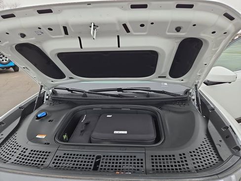 New 2026 Hyundai Ioniq 9 SEL image 32