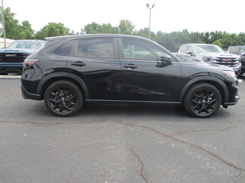 Used 2024 Honda HR-V Sport image 2