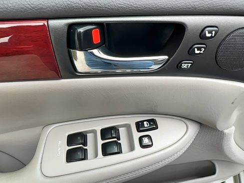 Used 2003 Lexus ES 330 image 15