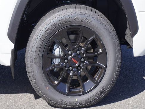 New 2025 Toyota Tundra Limited image 5