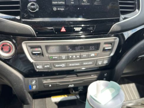 Used 2019 Honda Pilot Elite image 22