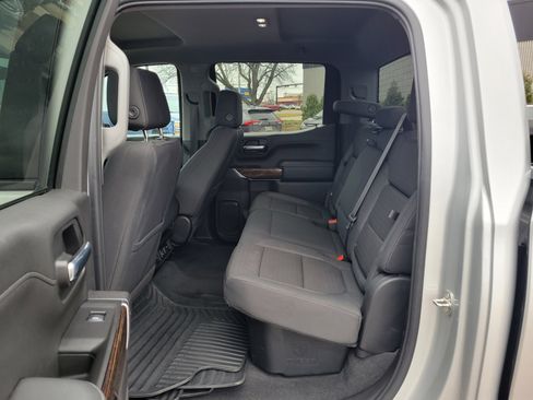 Used 2020 GMC Sierra 1500 Elevation w/ Elevation Value Package image 11