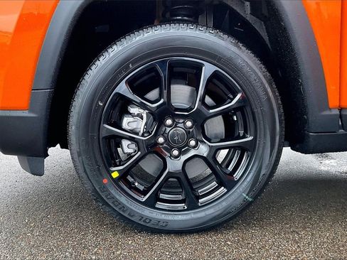 New 2026 Jeep Compass Latitude image 12