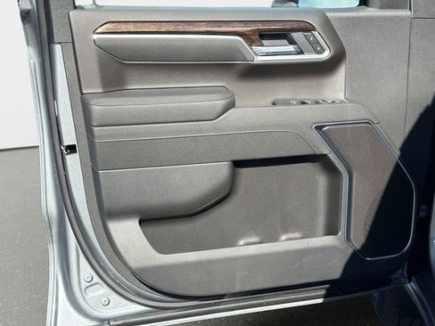 New 2026 GMC Sierra 1500 Elevation image 17