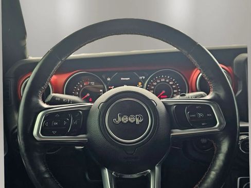 Used 2019 Jeep Wrangler Unlimited Rubicon w/ Dual Top Group AWD/4WD image 15