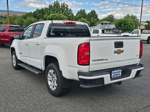Used 2017 Chevrolet Colorado LT w/ LT Convenience Package AWD/4WD image 3