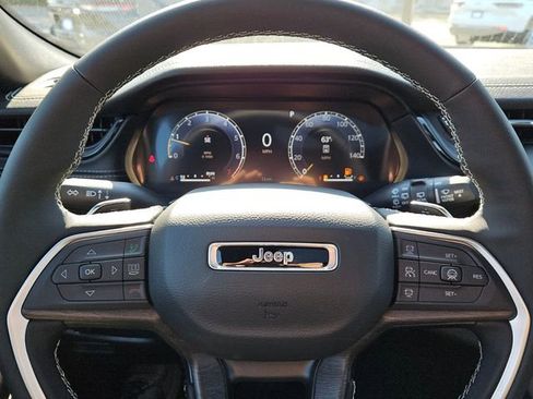 New 2026 Jeep Grand Cherokee Limited w/ Limited Altitude Package image 11